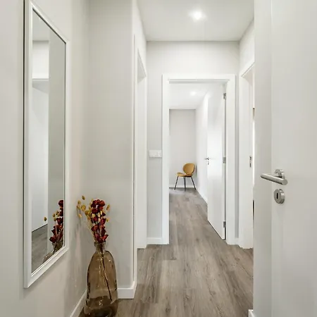 Nomad's Family - 2bed Casa Da Musica * Порту